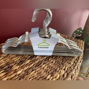 Stainless steel baby/children hangers